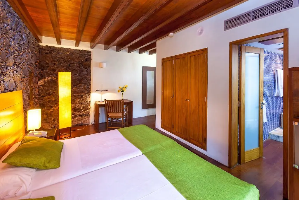 Hotel Livvo La Quinta Roja Garachico   Garachico (Tenerife)